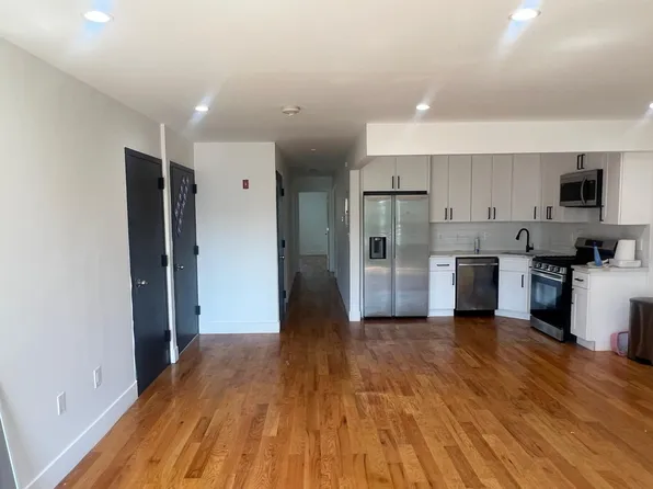 632 Beach 68th Street image 2 of 8