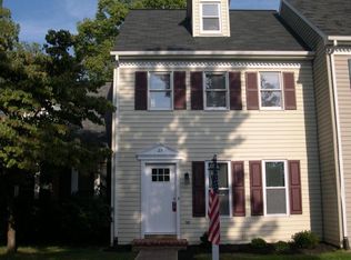 29 Pheasant Ln, Lititz, PA 17543