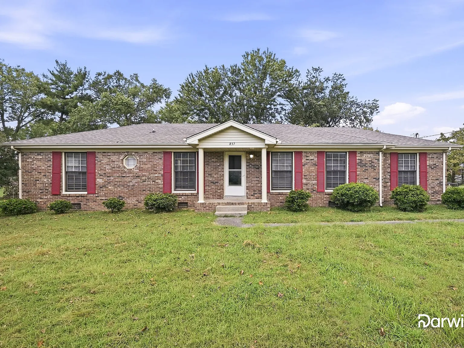 4 bed, 2.5 bath, 2267 sqft, $2,580 — Photo 1