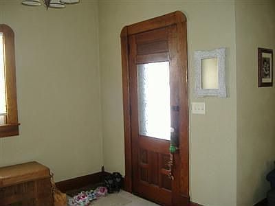 2nd image of 515 Salem St