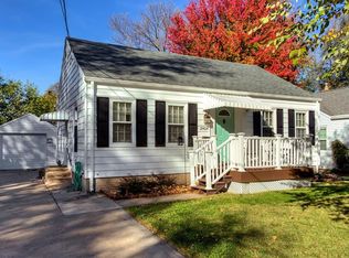 2404 46th St, Des Moines, IA 50310