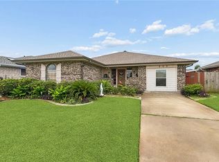 909 Libra Ln, Kenner, LA 70065