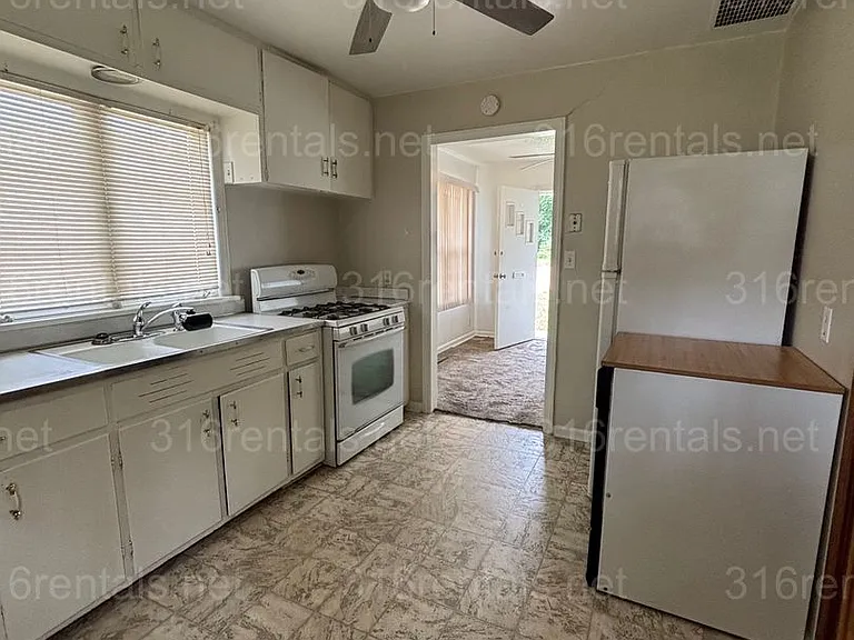 1423 N Terrace Dr — Photo 10