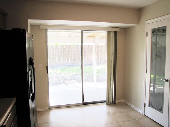 4th image of 20900 Trotters Ln