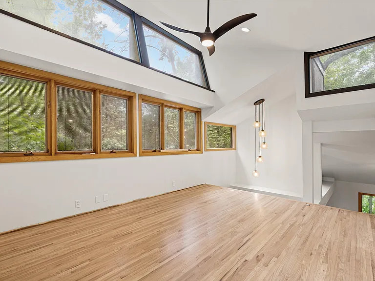 1424 Bradford Dr — Photo 34