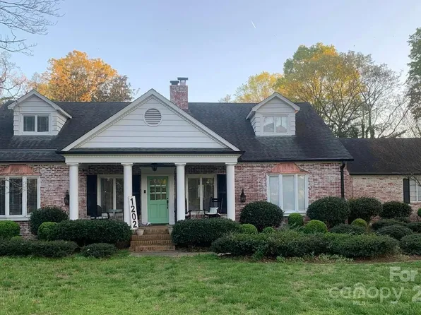 1202 E Franklin St, Monroe, NC 28112