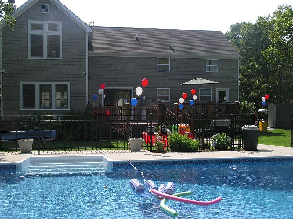 1st image of 8 Corbett Ct