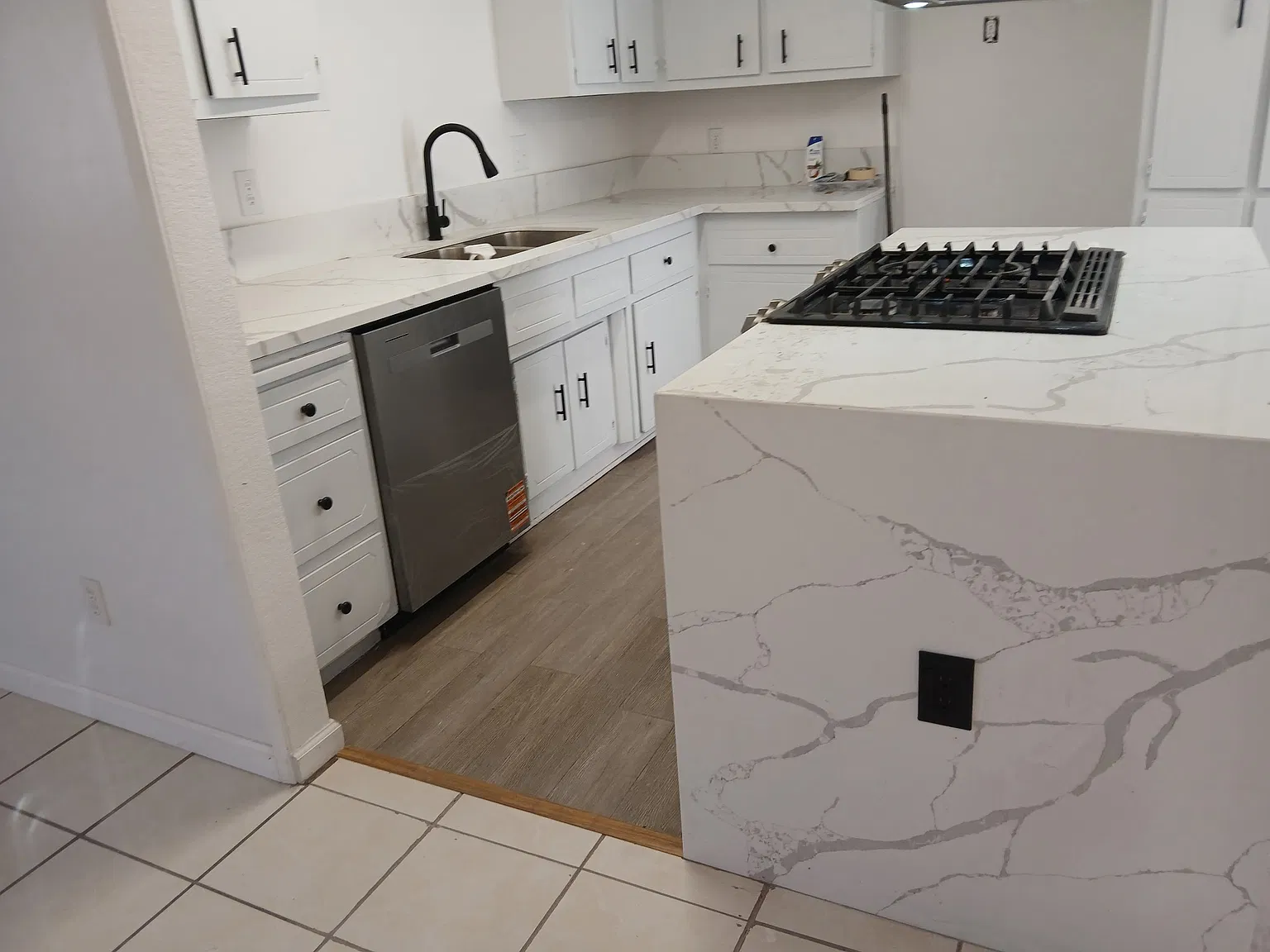 3 bed, 1250 sqft, $2,000 — Photo 3