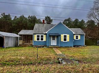 128 N Farnham Church Rd, Farnham, VA 22460