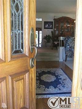 4th image of 2225 Calaveras Dr