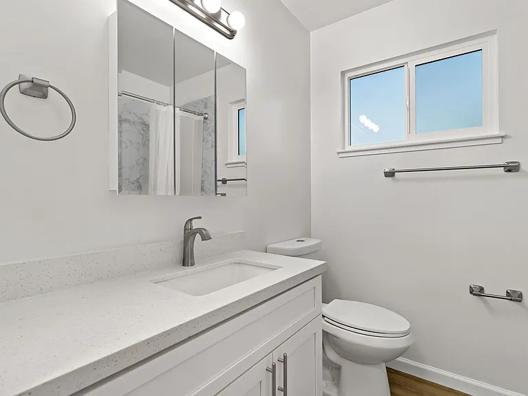 3319 Nevin Ave #C — Photo 2