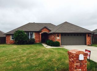 1204 Hershel Dr, Elgin, OK 73538