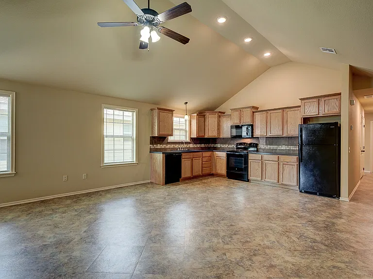 903 N Osage Ave #A — Photo 5