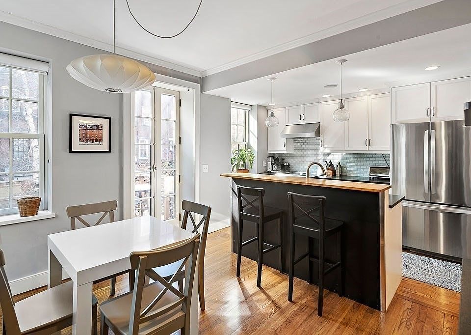 2nd image of 12 Lindall Pl