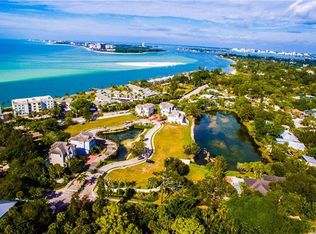 6918 Bochi Cir, Sarasota, FL 34242