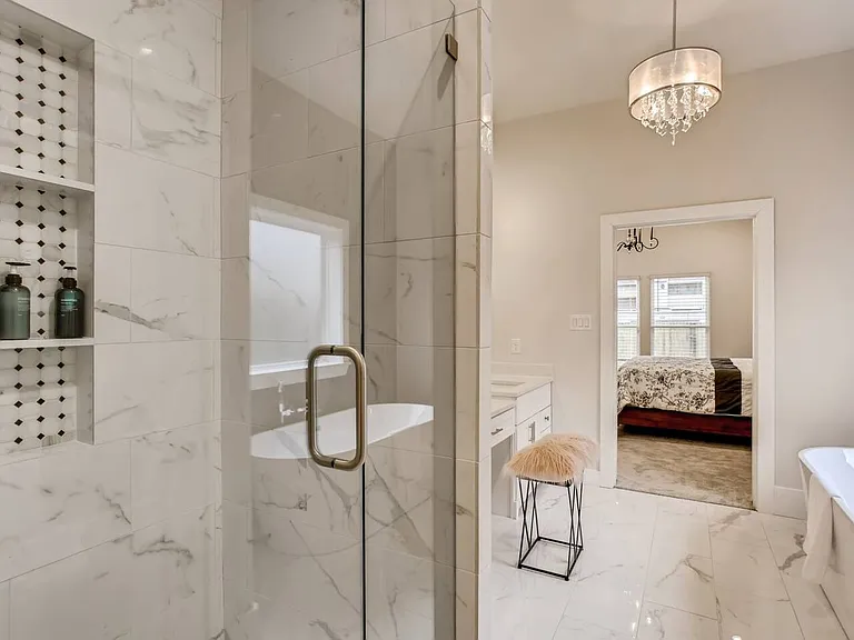 401 N Peak St — Photo 12