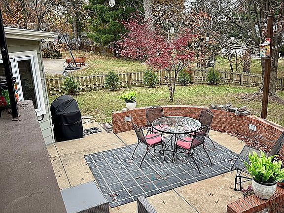 5th image of 1404 S Catalpa St