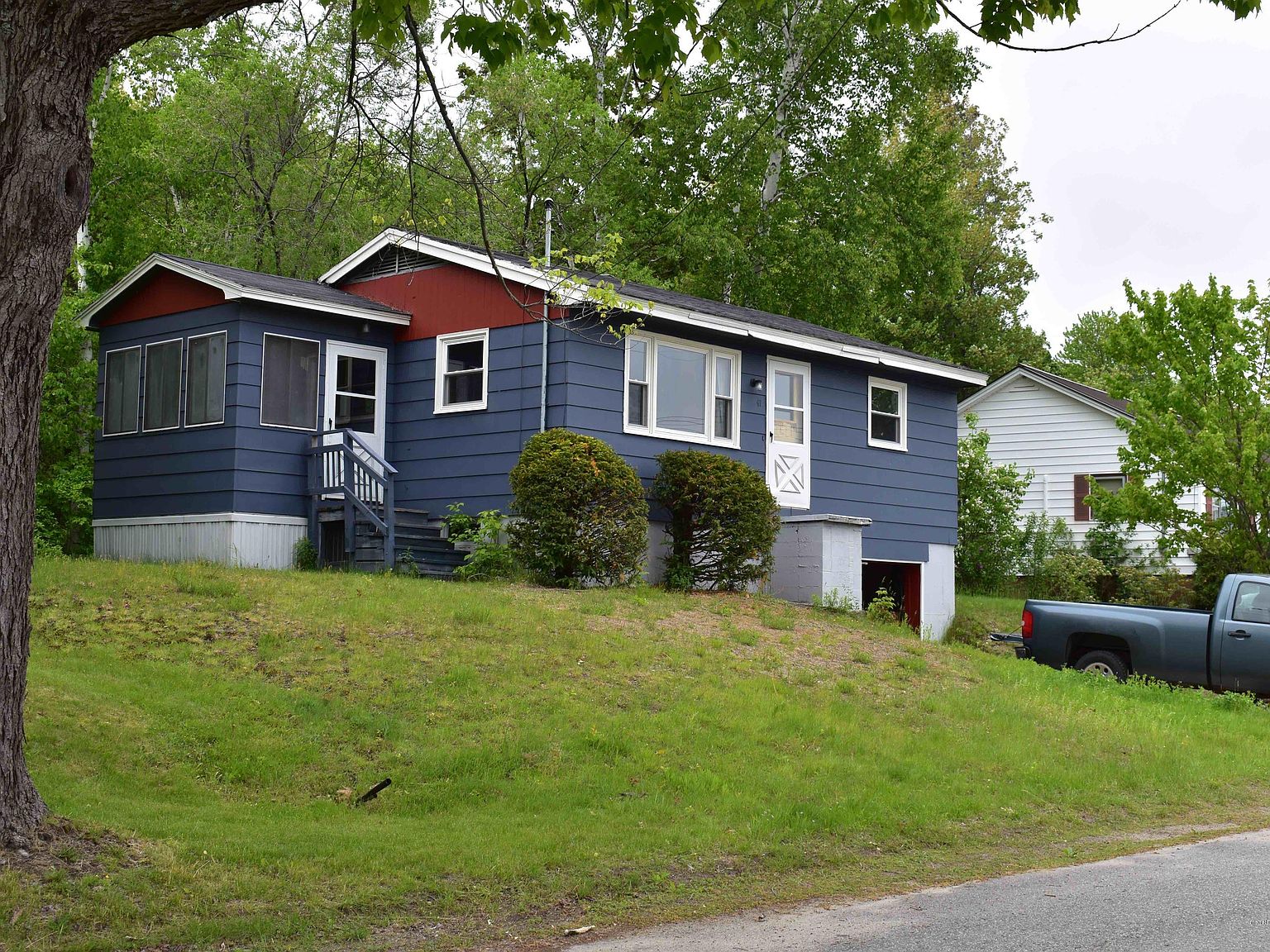 47 Winter St, Millinocket, ME 04462 Zillow