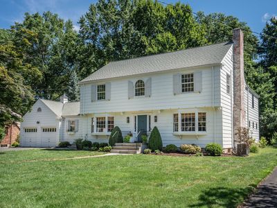 104 Foxcroft Road, West Hartford, CT, 06119