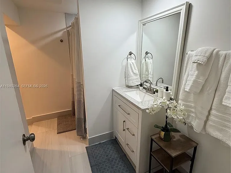 2036 NE 21st Ave #2 — Photo 24