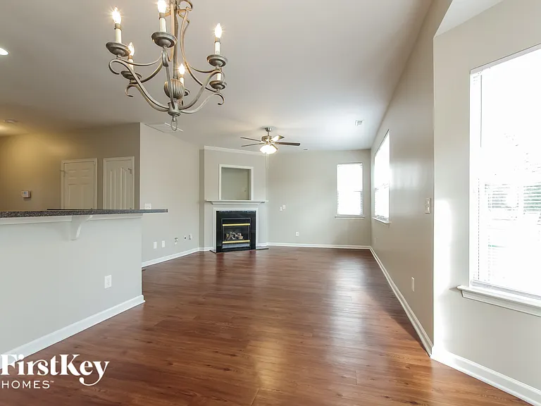 16808 Kettlewell Ln — Photo 4