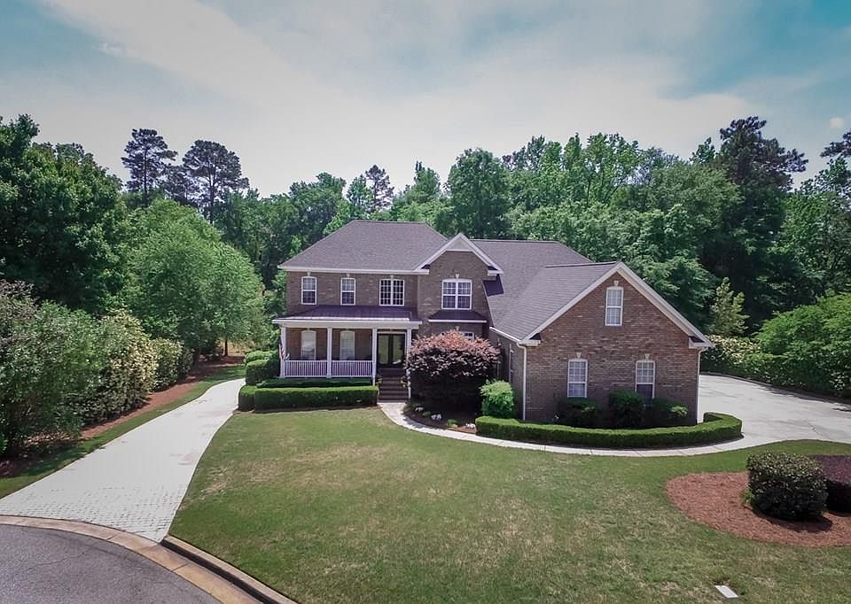 1st image of 646 Deerwood Way