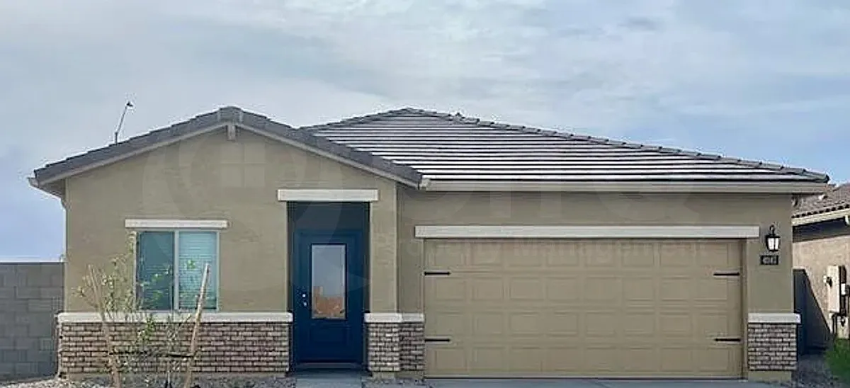 3 bed, 2.0 bath, 1115 sqft, $1,900 — Photo 3