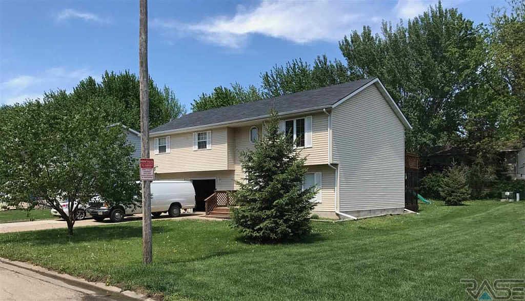 702 Royal Ave, Crooks, SD 57020 Zillow