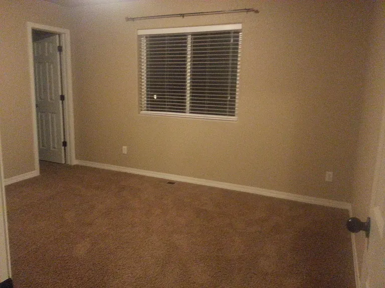 901 Spectrum Loop — Photo 9