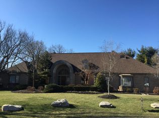 4347 Sawmill Rd, Columbus, OH 43220