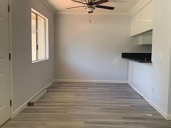 Dining room with Ceiling Fan