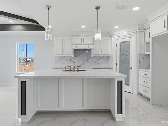 5th image of 2251 Tuscany Rd