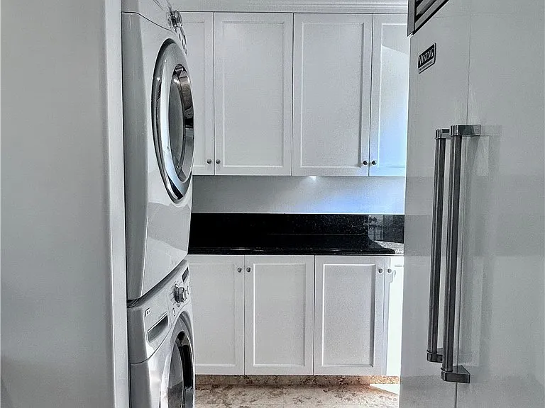 7530 Westlawn Ave — Photo 5