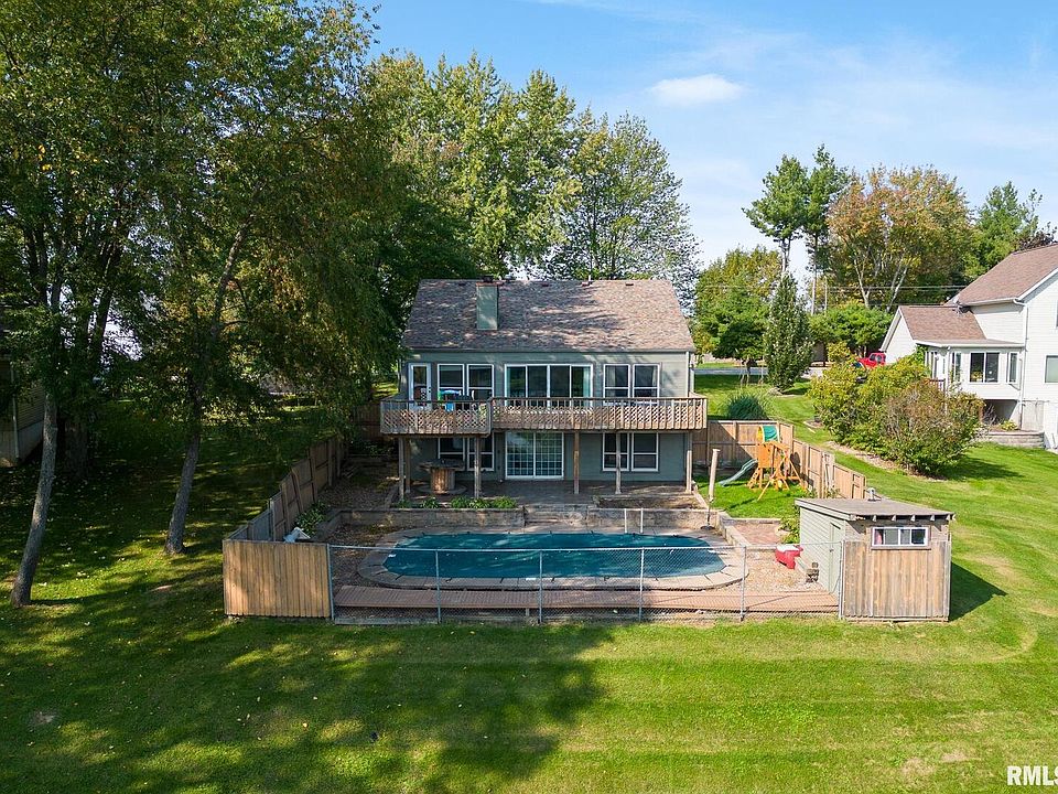 1st image of 532 Fyre Lake Dr