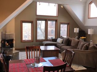 2157 W Addison St #3, Chicago, IL 60618