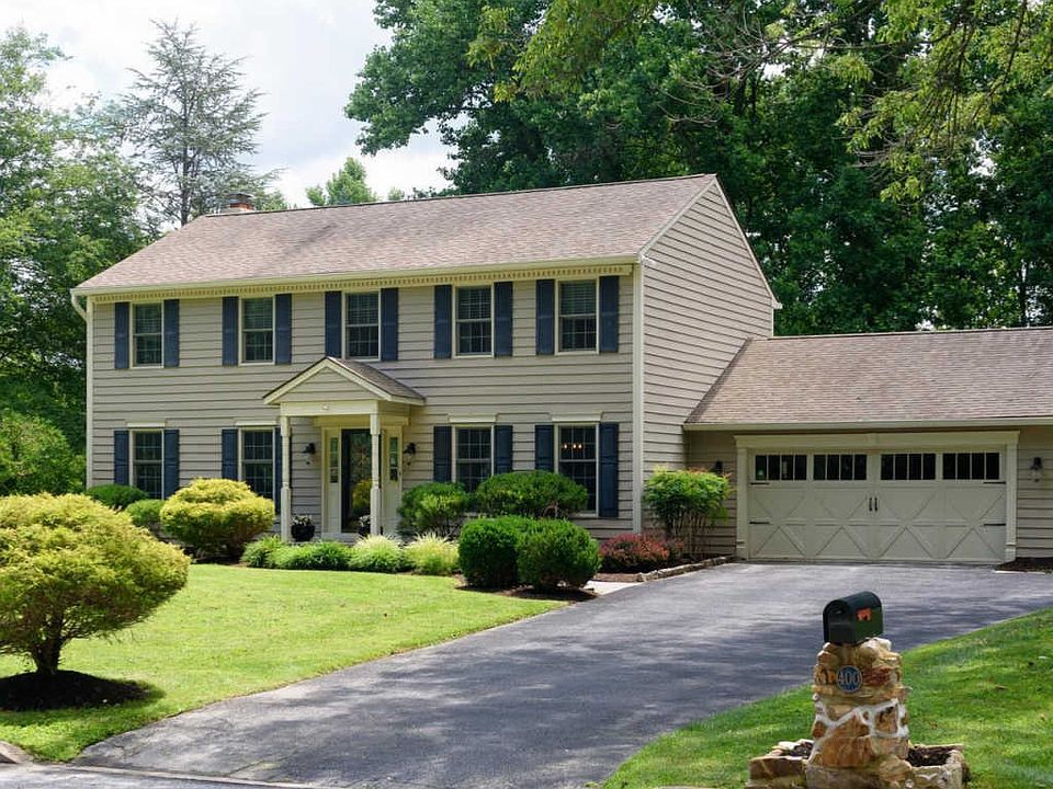 1st image of 400 Woodland Dr