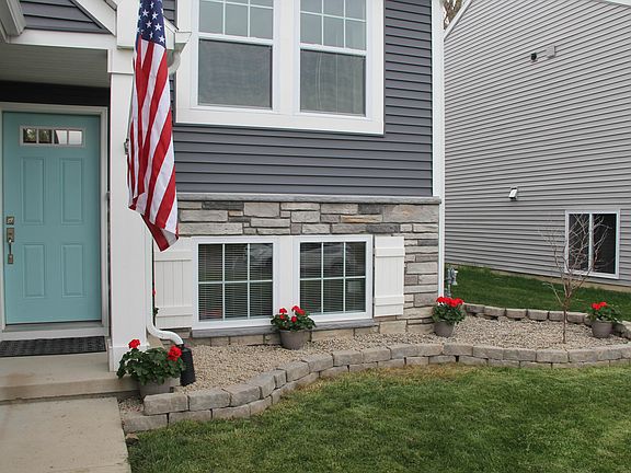 4th image of 645 S Cygnet Lake Dr