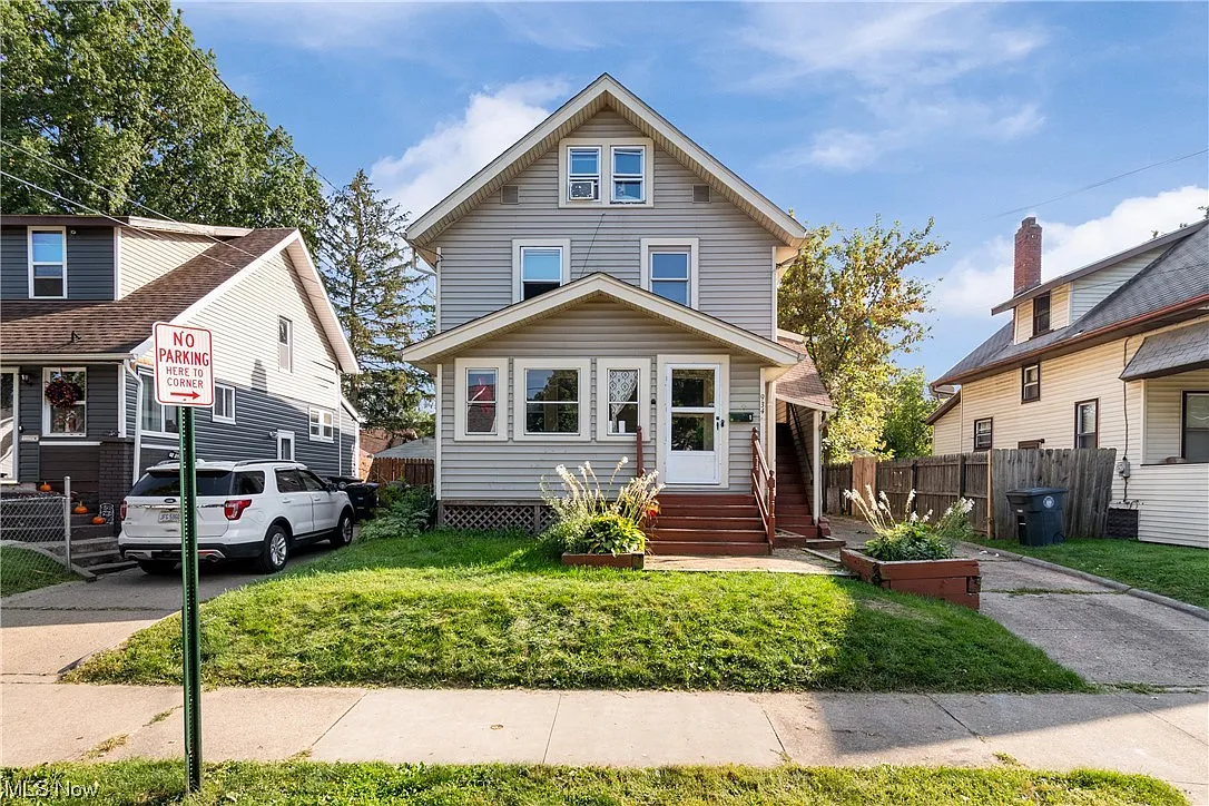 934 Hunt St photo 1
