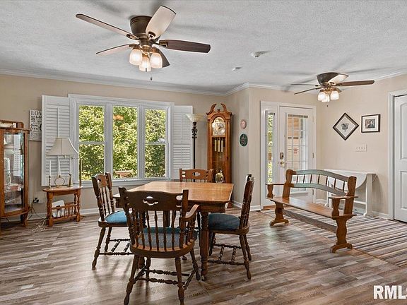 5th image of 644 Magnolia Dr