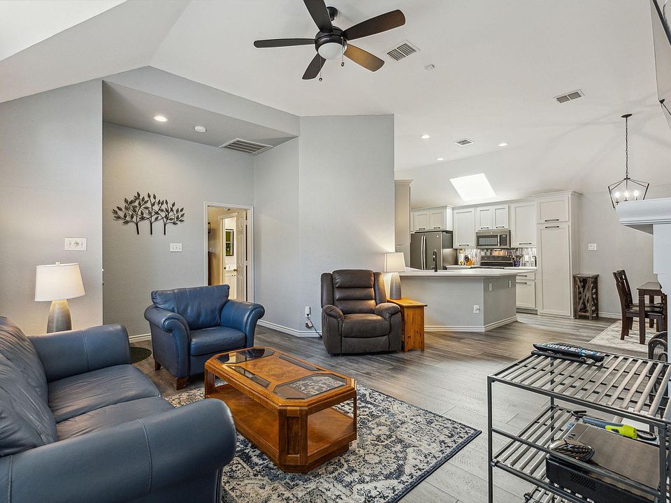 1st image of 3809 Seminole Ct