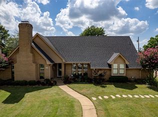 420 39th St SE, Paris, TX 75462