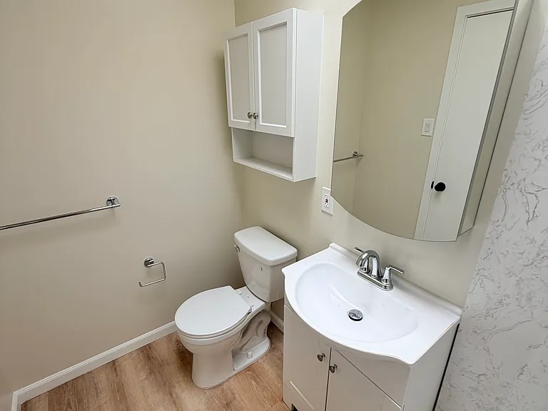 560 26th Ave #22 — Photo 4