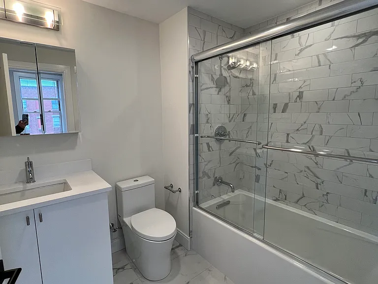 195 Green St #307D — Photo 11