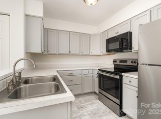 4900 Spring Lake Dr APT D, Charlotte, NC