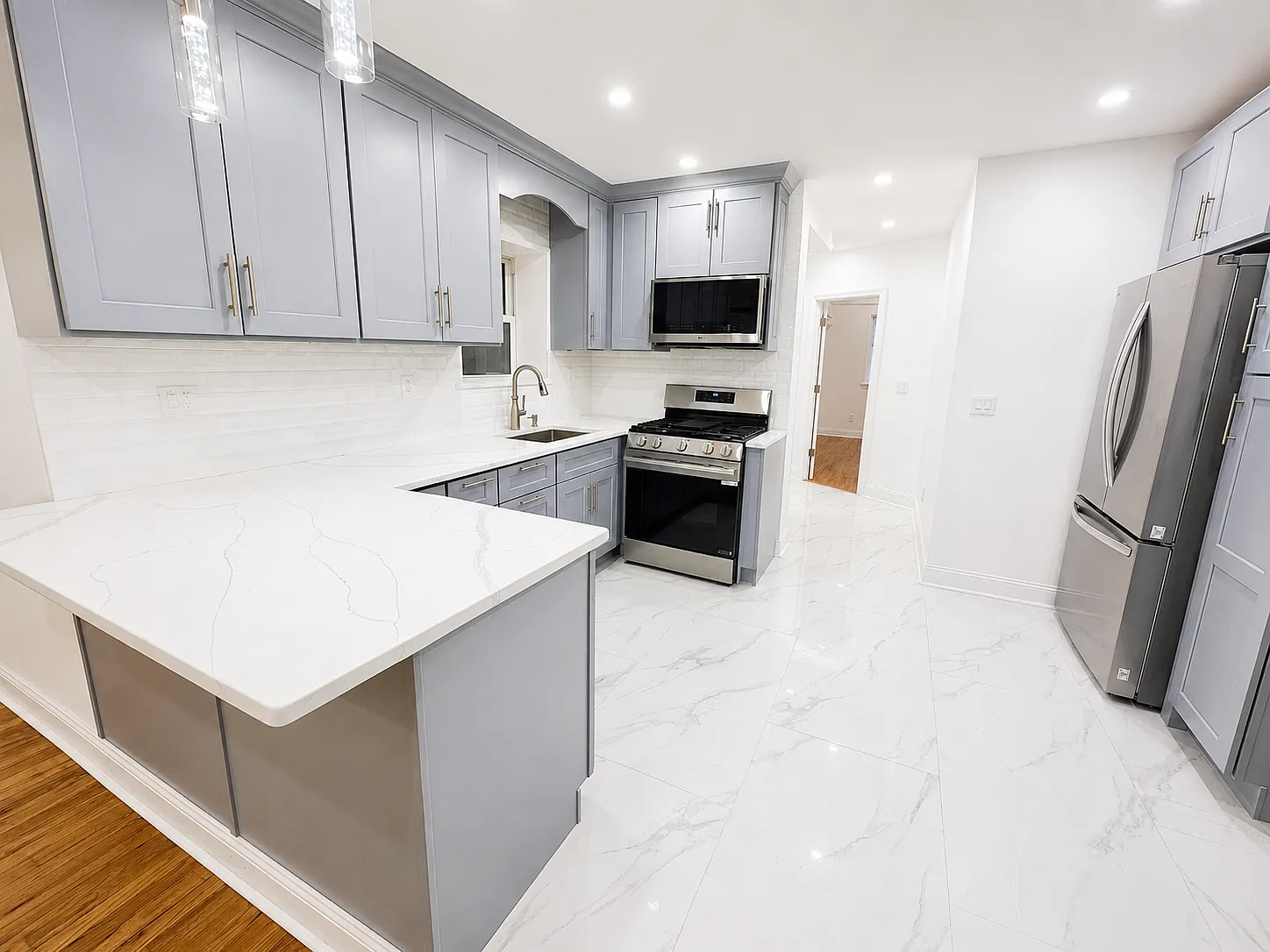 241 East 89th Street — Photo 2