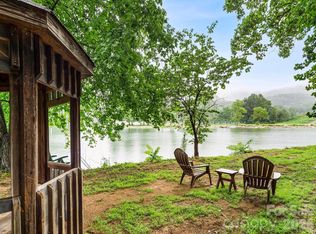 167 Sheridan Ln, Lake Lure, NC 28746