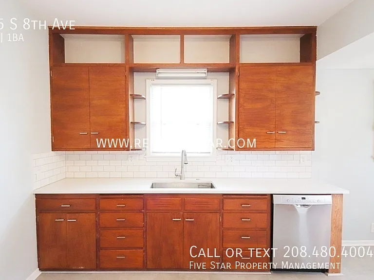 645 S 8th Ave — Photo 6