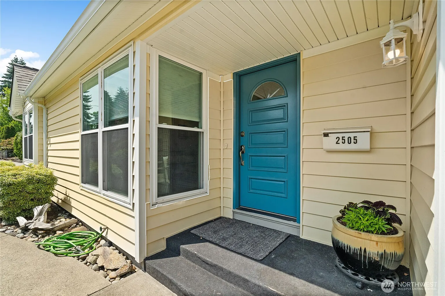 2505 26th Street SE photo 1