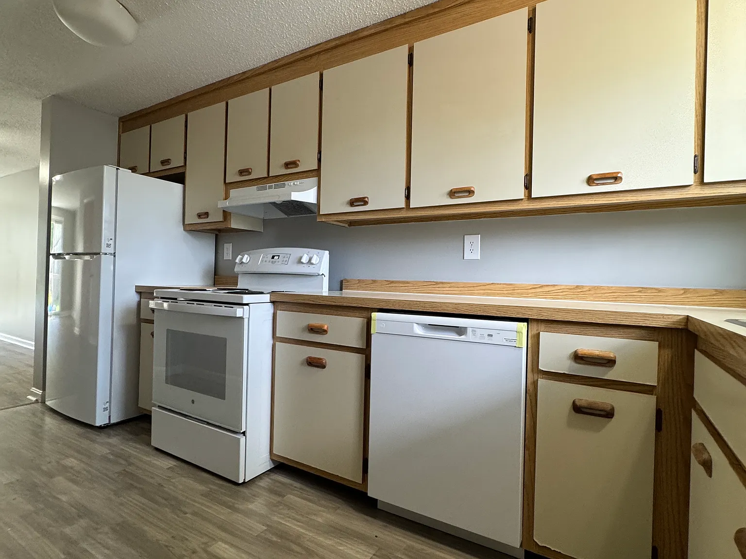 2 bed, 1.5 bath, 994 sqft, $2,295 — Photo 4