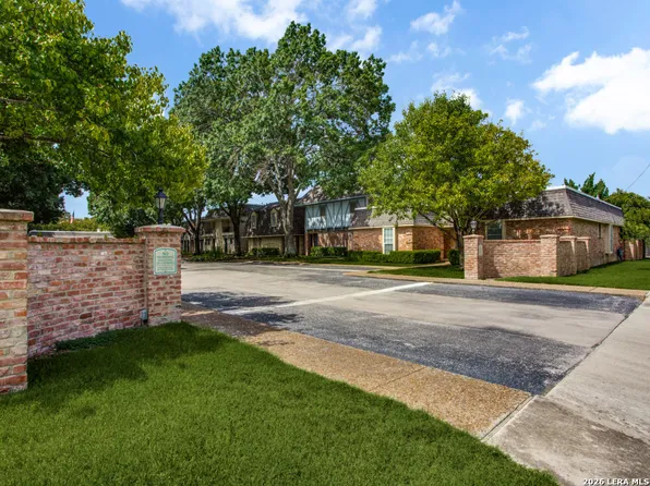 122 E TERRA ALTA DR #13, San Antonio, TX 78209